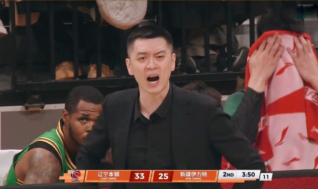 sofascore中文版下载-首秀即巅峰！赵继伟感动全场，CBA焦点大战：1将，令杨鸣胆战心惊
